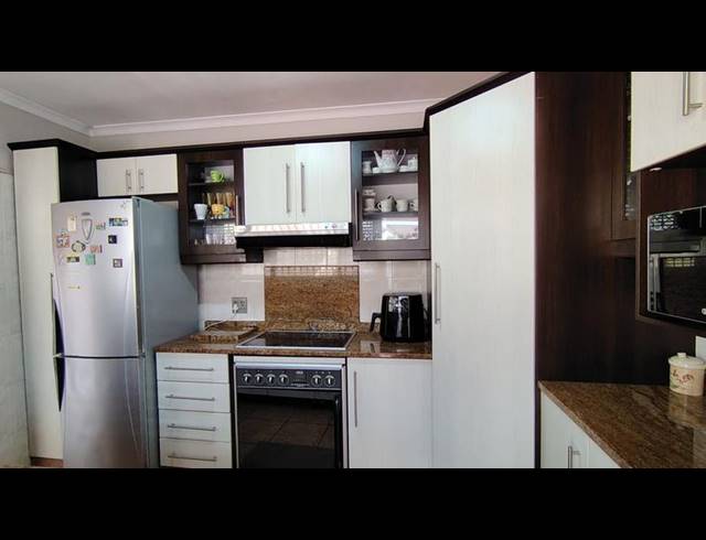 3 BEDROOM HOUSE FOR SALE IN ESCOMBE